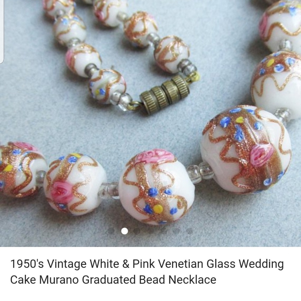 1950's Cake glass bead necklace